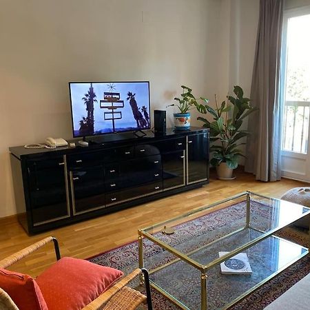 Lovely 2 Bedrooms Apartment Main Square Plasencia Exterior photo