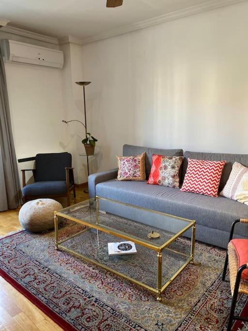 Lovely 2 Bedrooms Apartment Main Square Plasencia Exterior photo